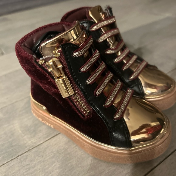 Baby Michael Kors bootie - Picture 3 of 5